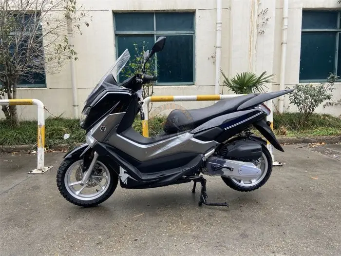Макси Скутер QUANTUM 125 куб.см. (49,5) 78052 (аналог YAMAHA TMAX)  78052 (ML) (ПРЕДЗАКАЗ)